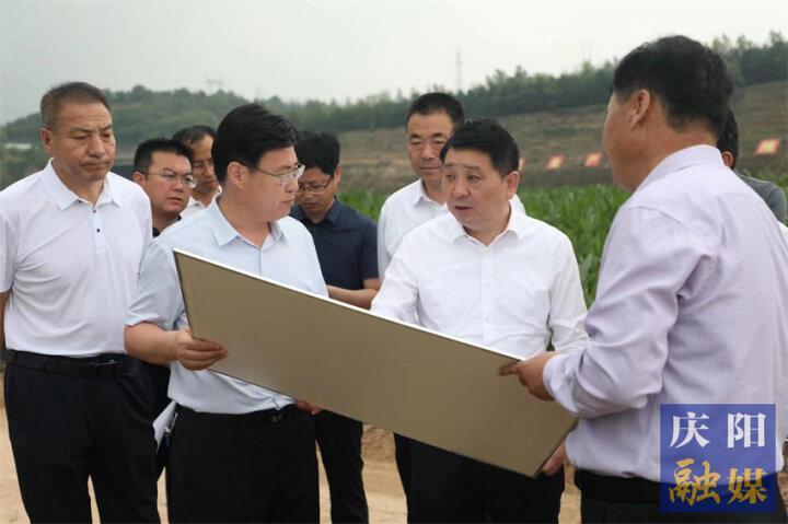 周繼軍在寧縣調研招商引資重大項目落地保障工作時強調 堅持項目為王 高效對接服務 以招商引資大突破引領縣域經濟高質量發展